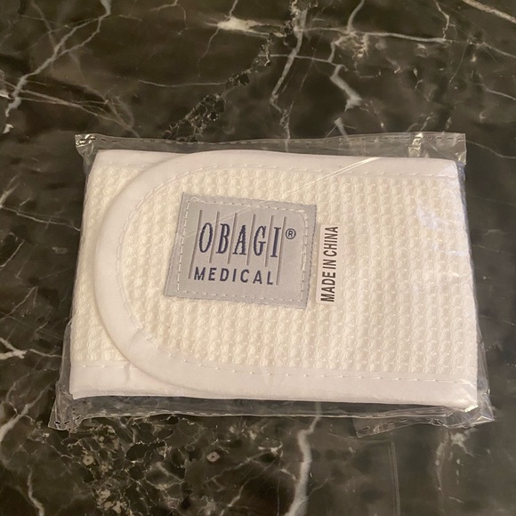 SuzanObagiMD Retivance Skin Rejuvenating Complex. For all skin types - Picture 4 of 4